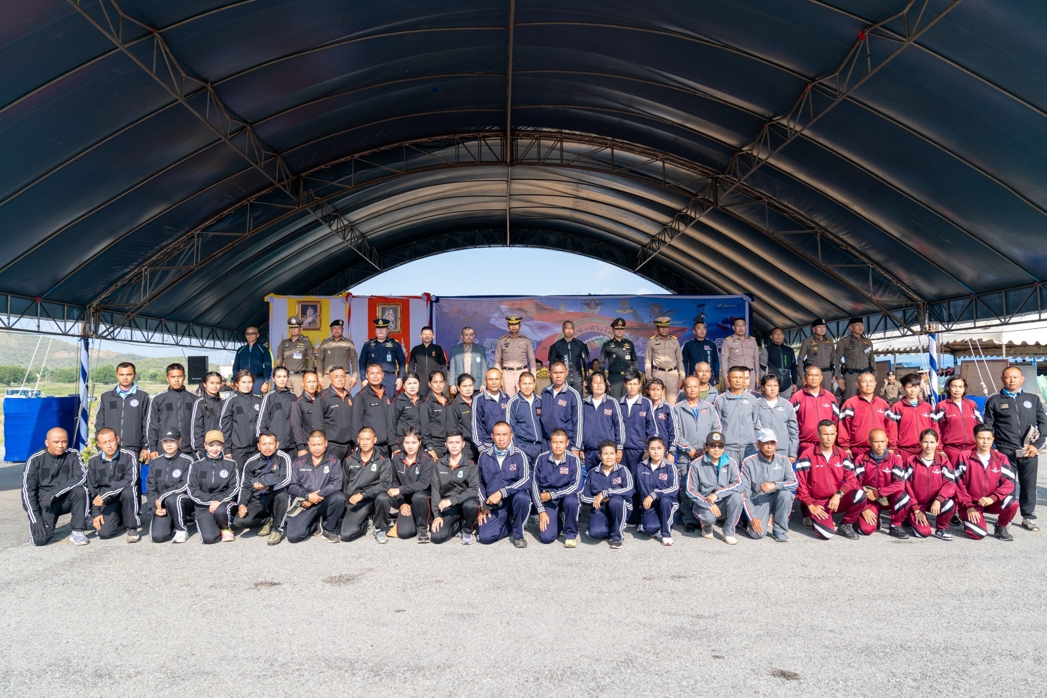 ผู้บัญชาการกองพลนาวิกโยธิน เป็นประธานพิธีเปิดการแข่งขันโดดร่มกีฬากองทัพไทยและสำนักงานตำรวจแห่งชาติ ครั้งที่ ๕๓ ประจำปี ๒๕๖๖