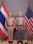 รองผู้บัญชาการหน่วยบัญชาการนาวิกโยธิน เข้าร่วมงานวันคล้ายวันสถาปนา JUSMAGTHAI ครบรอบ ๗๐ ปี โดยมี พันเอก Kurt Laffler หัวหน้าคณะที่ปรึกษาทางทหารสหรัฐฯ ประจำประเทศไทย